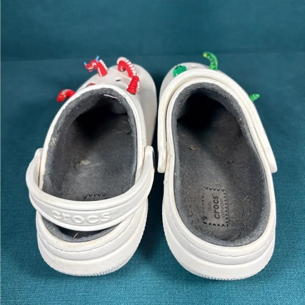 CROCS color white